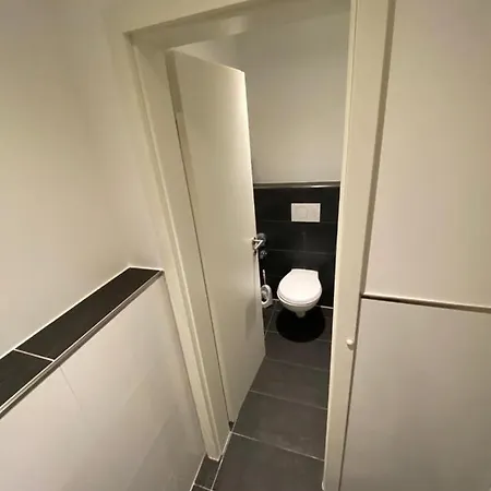 Studio-apartment Am Wehrhahn 38 *