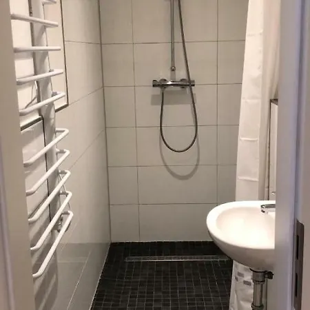 Studio-apartment Am Wehrhahn 38 * Dusseldorf