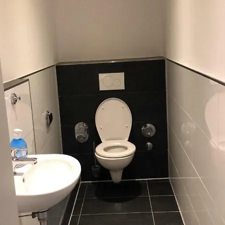 Studio-apartment Am Wehrhahn 38 Apartment *