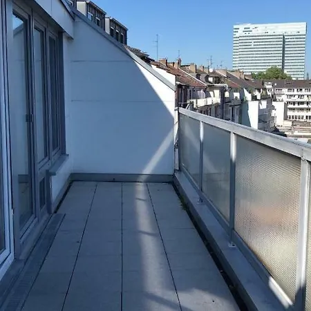 Studio-apartment Am Wehrhahn 38 *