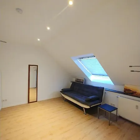 Studio-apartment Am Wehrhahn 38 *